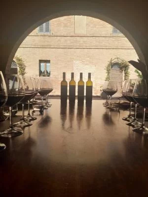 Degustazione nella splendida Val d'Orcia