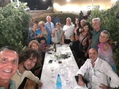 Apericena en el viñedo en San Ginesio