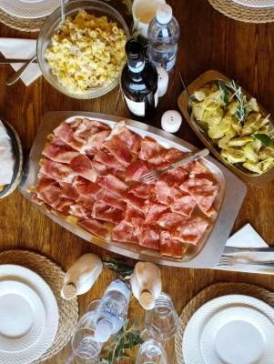 Thumbnail Recorrido gastronómico y enológico a pie con guía en Manciano, Maremma