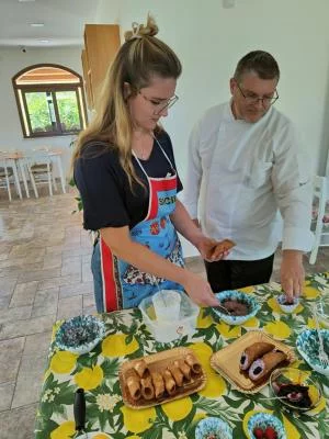 Thumbnail Full Meat – Cours de cuisine sicilienne à la ferme Minissale, près de Taormine