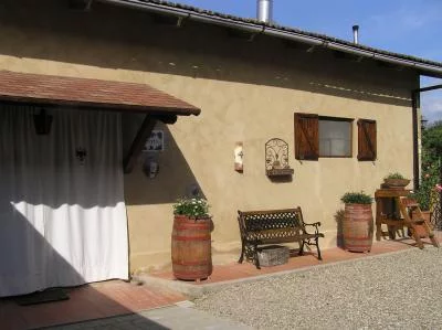Thumbnail Degustazione di vino biologico con il produttore a La Mirandola nel Chianti Classico