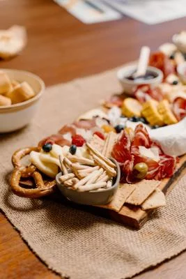 Thumbnail Il Sentiero del Papavero: degustazione di vini con abbinamenti gastronomici presso Enotria Tellus a San Polo di Piave