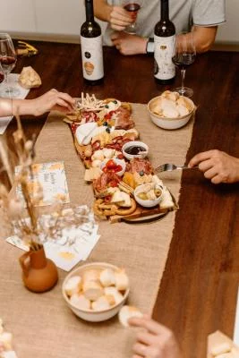 Thumbnail Una visión a través del tiempo: visita a la bodega y cata de vinos selectos en Enotria Tellus