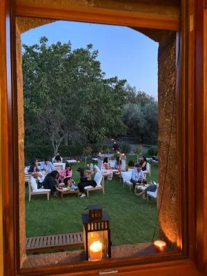 Thumbnail Degustazione e cena tra i vigneti al tramonto alle Terrazze dell'Etna a Randazzo