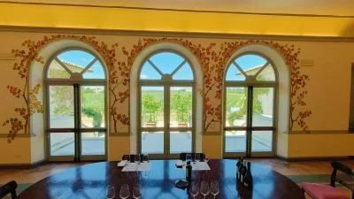 Thumbnail La mejor experiencia: cata de vinos guiada y visita a la bodega de Lungarotti en Montefalco