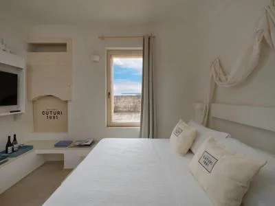 Thumbnail Escapade « Essence » : 1 nuit à la Masseria Cuturi dans le Salento
