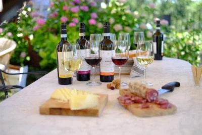 Thumbnail Weinprobe mit regionalen Spezialitäten im Alemat in Ponzano Monferrato