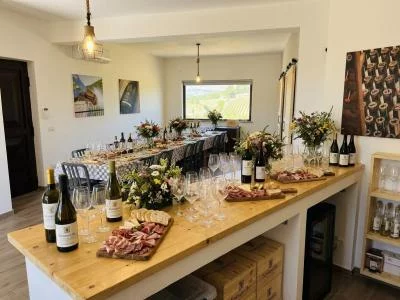 Thumbnail Private Gourmet Lunch with Wine Pairing at Cantina Semantile in Maniace