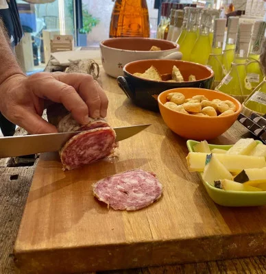 Thumbnail Cata de vinos de Verona con Amarone y productos locales en la Enoteca Baraldi