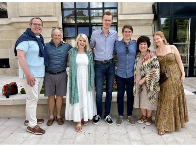 Thumbnail Excursión de un día al Champán en grupo reducido: Reims, Hautvillers, Epernay, Dos Cultivadores Familiares con Almuerzo
