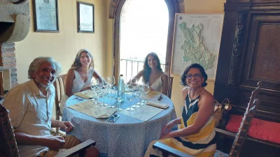 Thumbnail Wine Tour del Chianti in piccolo gruppo in Open-Top Van da Firenze