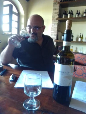 Thumbnail Cara a Cara con el Vigneron: Visita al viñedo, bodega y cata de vinos artesanales de Monferrato