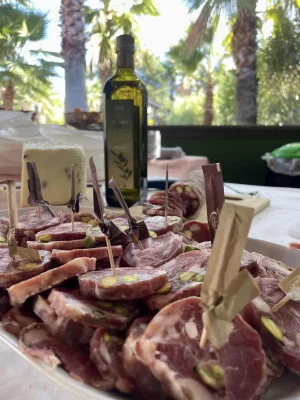 Thumbnail Cata de vinos del Etna en el viñedo de Zumbo Vini
