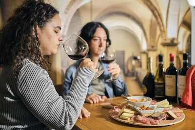 Thumbnail Dégustation de vin de Gênes près de l'aquarium