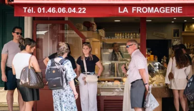 Thumbnail Tour privato del formaggio e del vino con uno chef a Montmartre
