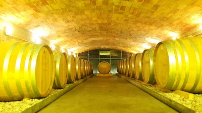 Thumbnail Prueba los vinos nacidos de las piedras en la Bodega Lagravera