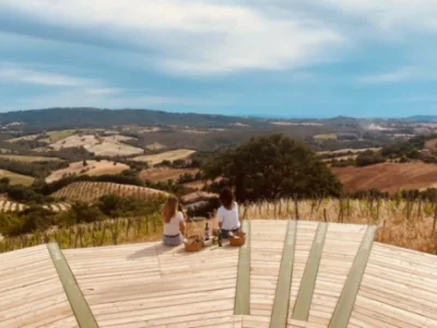 Thumbnail Skydeck-Sonnenuntergangs-Picknick mit 360°-Blick über die toskanischen Hügel in der Fattoria la Maliosa