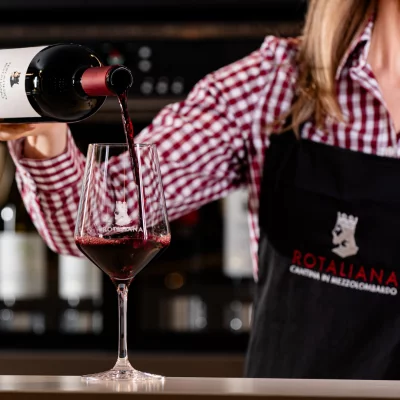 Thumbnail Tempo di vino - Rosso, bianco e bollicine: Visita alla Cantina Rotaliana
