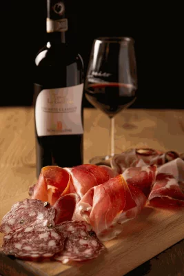 Thumbnail Excursión privada y cata de vino Chianti ecológico con almuerzo toscano en San Michele a Torri