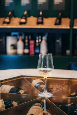 Thumbnail Excursión privada de un día entero a Franciacorta desde el Lago de Garda con almuerzo
