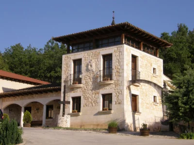 Thumbnail Bodegas Ismael Arroyo-ValSotillo : Visite d'une cave souterraine du 16ème siècle à Ribera del Duero