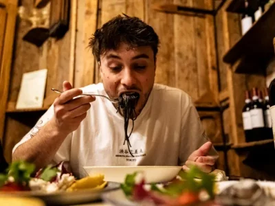 Thumbnail Venice Evening Food Tour in Cannaregio with Authentic Sit-Down Dinner