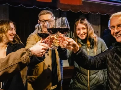 Thumbnail Venedig Abendliche Food Tour in Cannaregio mit authentischem Sit-Down Dinner