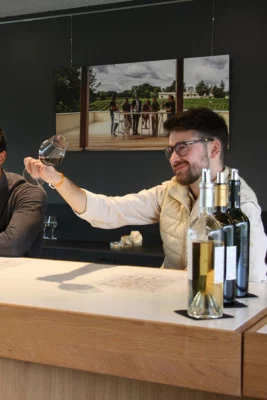 Thumbnail Barrel Cellar Discovery and Wine Tasting at Château de Malherbes