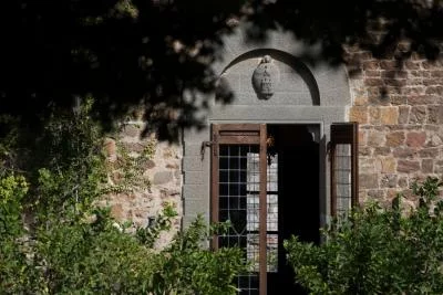 Thumbnail Visita al castello e degustazione con prelibatezze toscane al Castello di Querceto