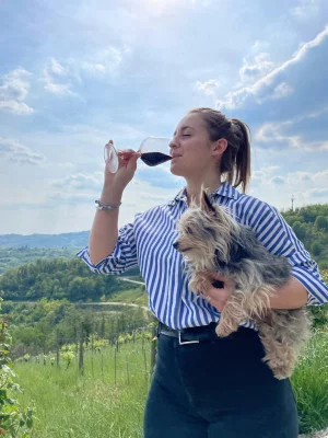 Thumbnail Die Ursprünge des Weins in Poggio Ridente: Spaziergang von den Reben zur Flasche im Monferrato
