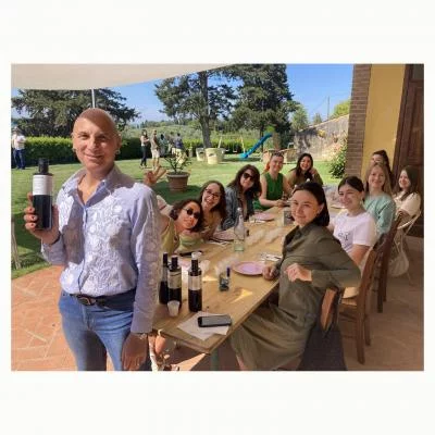 Thumbnail Scopri la Tenuta Barbadoro: Degustazione di vino e olio d'oliva biologici con pranzo leggero