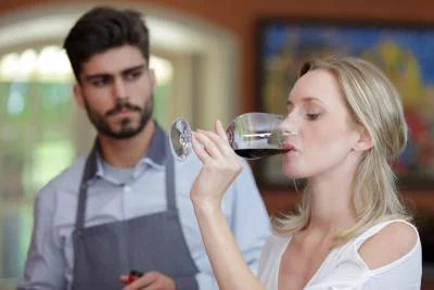 Thumbnail Privater Landausflug ab Cagliari: Wein-, Käse- und Olivenölverkostung