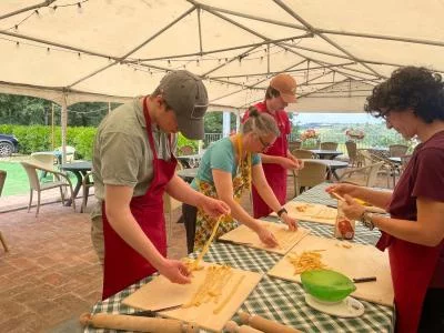 Thumbnail Corso di cucina toscana presso la Tenuta Moriano in Chianti