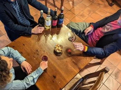 Thumbnail Weinprobe im Stadtzentrum von Genua mit Sommelier