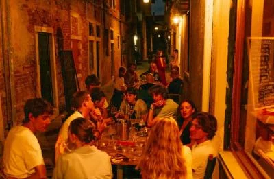 Thumbnail Degustazione di vino naturale di lusso con Cicchetti (Tapas) a Venezia
