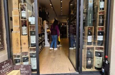 Thumbnail Cata de vinos con embutidos y quesos en Florencia