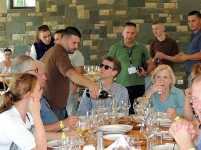 Thumbnail Excursión de un día a Berat y visita a la bodega Pupa con cata y comida, con salida desde Durrës