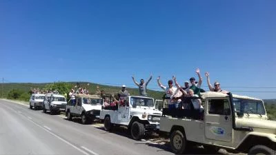 Thumbnail Albufeira : Safari 4x4 hors route et dégustation de vin dans un vignoble