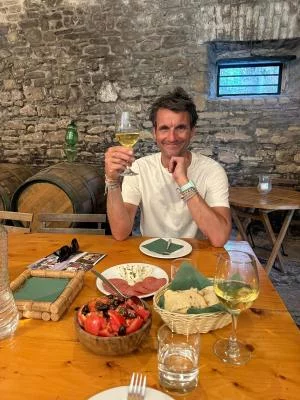Thumbnail Museumstour &amp; Weinprobe mit kleinem Snack im Weingut Theotoky