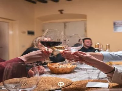 Thumbnail Cata de vinos ligeros y visita a la Bodega Clantenova en Chianti