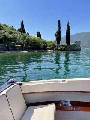 Thumbnail Lovere: Bootstour auf dem Iseosee mit einer Flasche Franciacorta
