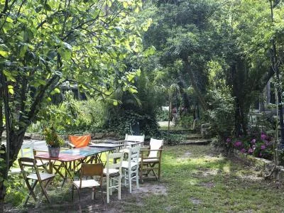 Thumbnail Kefalonia wine experience : Domaines Sklavos et Haritatos