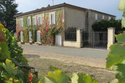 Thumbnail Entdecke Château Destieux in Saint-Emilion: Besichtigung und Verkostung