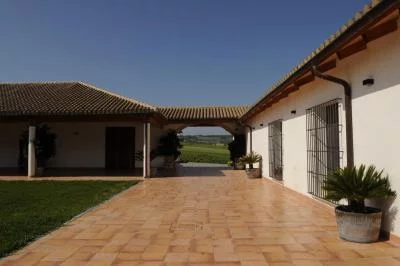 Thumbnail Taberner Wine Tasting & Tour at Huerta de Albalá
