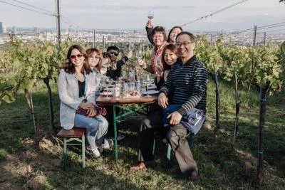 Thumbnail Wiener Weinerlebnis in den Wiener Hügeln