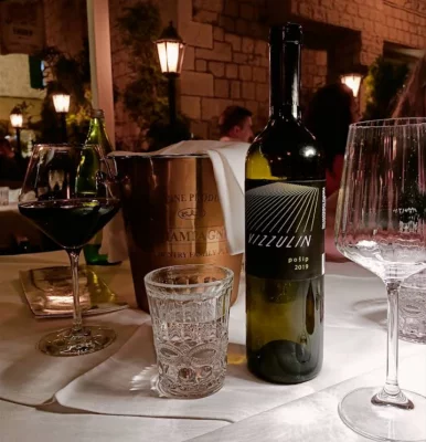 Thumbnail Wein &amp; Erbe von Trogir - Ein kulinarisches Luxus-Erlebnis in Split