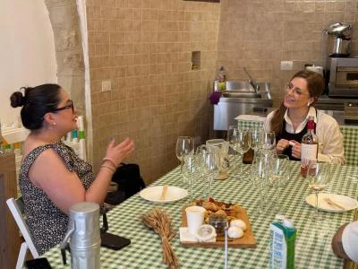Thumbnail Wine tasting in Old Town Bari
