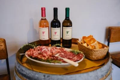 Thumbnail Selezione di vini rari di Montemelino - Wine tour sul Lago Trasimeno