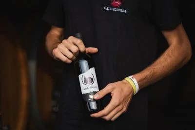 Thumbnail Exklusive Wein- und Whirlpool-Flucht in der Pinerolese in der Cantina Dellerba