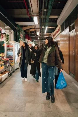 Thumbnail Ruta gastronómica y vinícola en grupo reducido por Florencia con un local